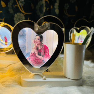 Love Shape Pen holder