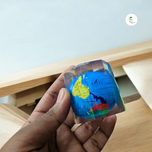 Paper Weight Globe - Image 5