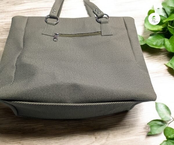 Exclusive Premium Vanity Bag (Urban Classic Edition) - Image 4