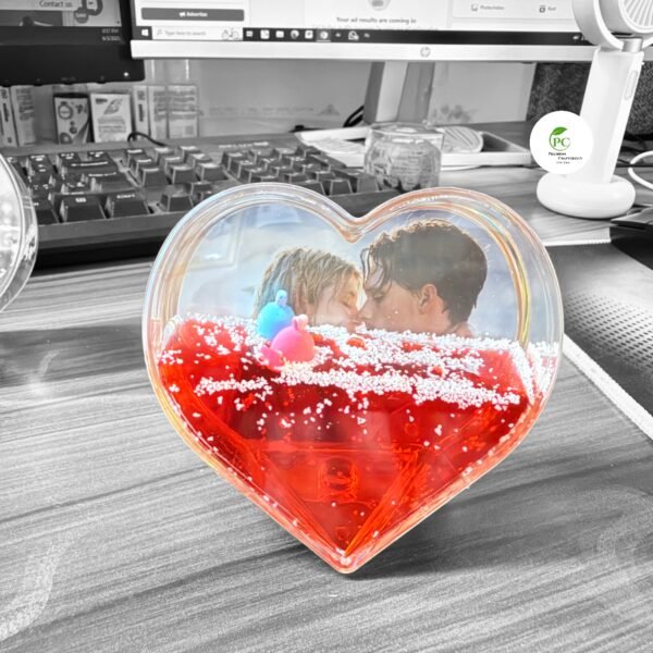 Acrylic Heart Glitter - Image 3